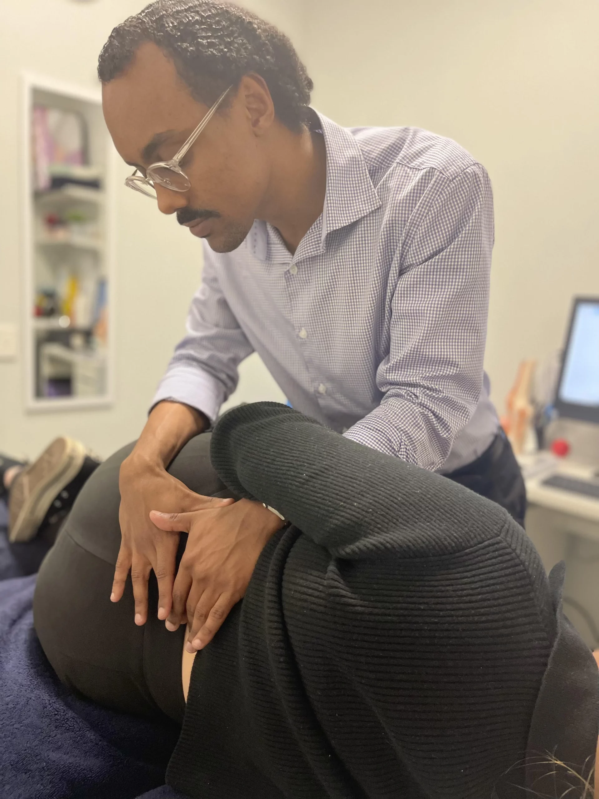 Lower Back Pain Physio Moonee Ponds Essendon Ascot Vale Brunswick 1