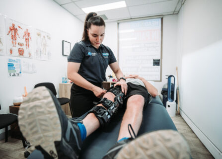 knee brace for physiotherapy rehabilitation , ACL, meniscus injuries, ligament tears